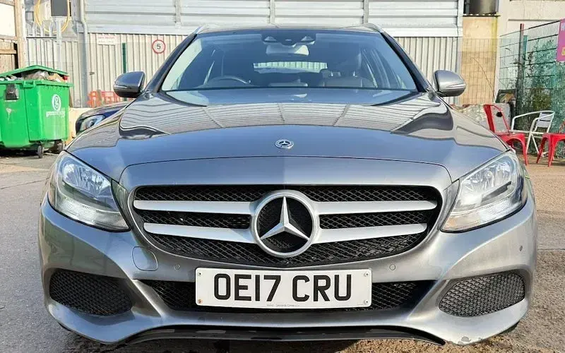 Begagnad Mercedes C200 Executive 184 HK (135 kW) 2018 Kombi