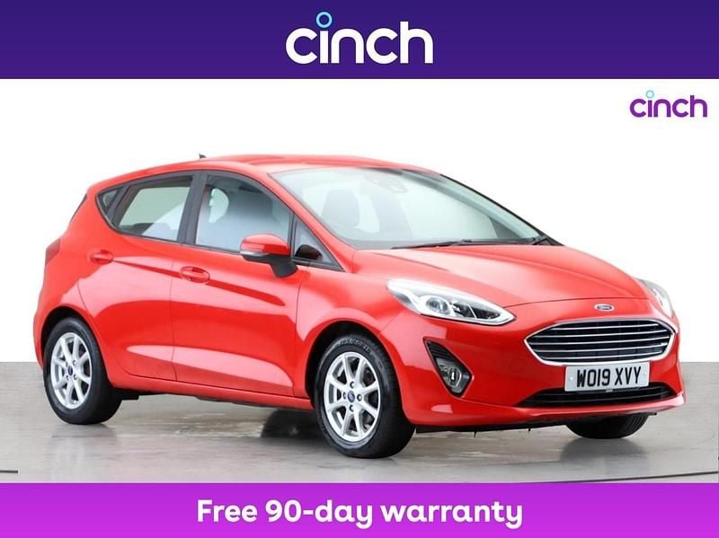 Red Used 2019 Ford Fiesta Zetec Hatchback | £8,249 (Fair price) - Image 1/3