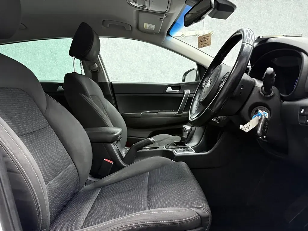 Used Kia Sportage 2017 White SUV