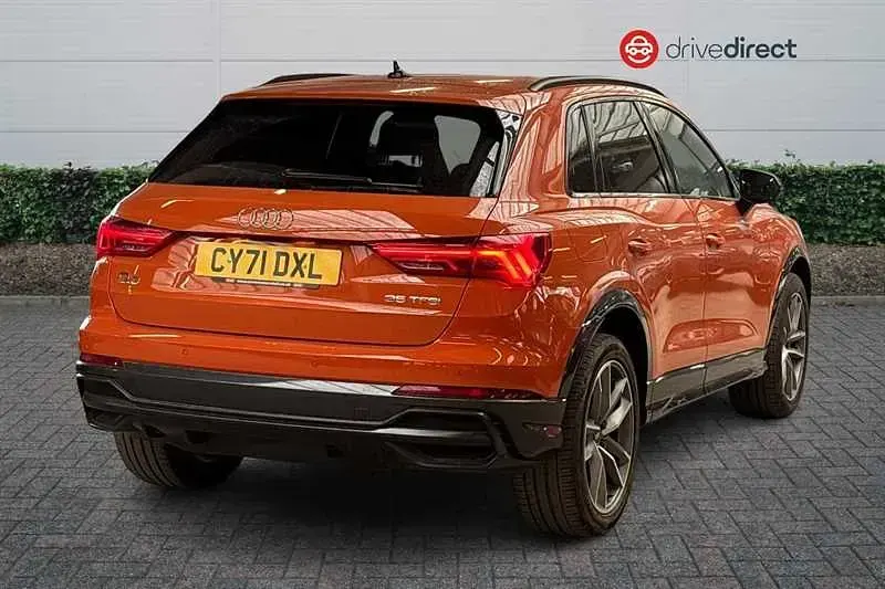 Used Audi Q3 Black Edition 150 HP (110 kW) 2022 Orange SUV