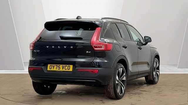 Used Volvo XC40 Plus 194 HP (142 kW) 2026 SUV
