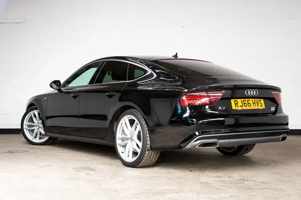 Used Audi A7 Sportback S-Line 347 HP (255 kW) 2016 Black Hatchback