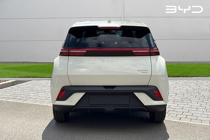 New BYD Dolphin Boost 64 kW (88 HP) 2025 White Hatchback