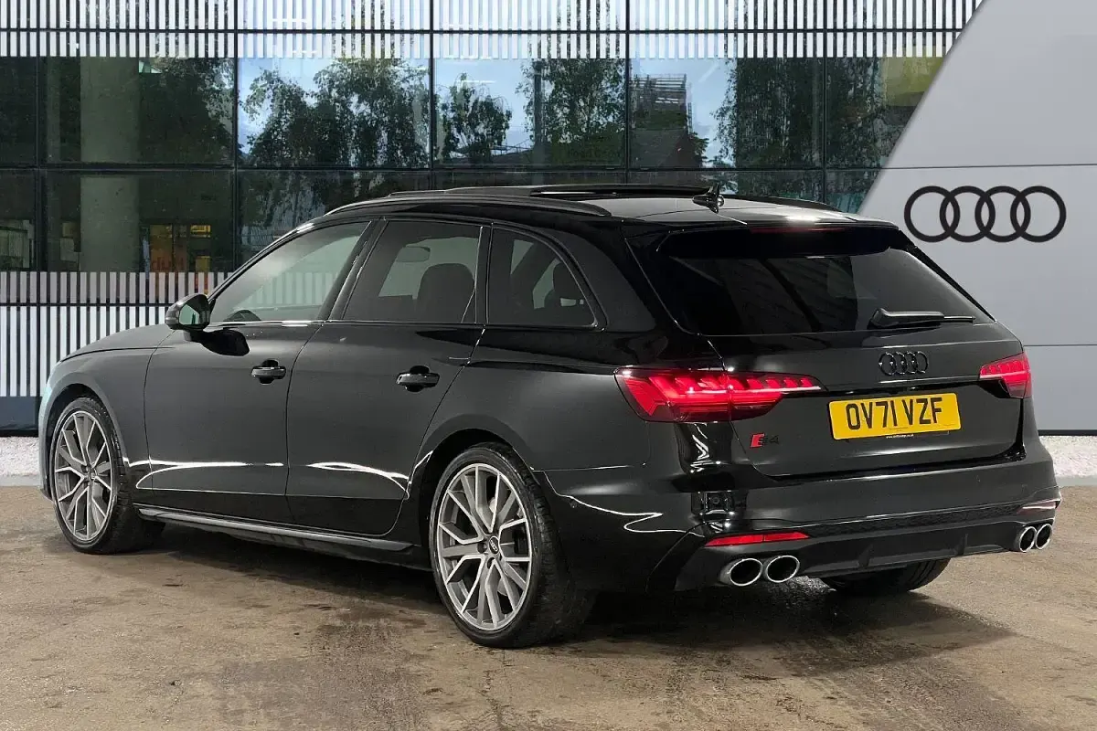 Used Audi S4 Black Edition 341 HP (250 kW) 2021 Black Estate