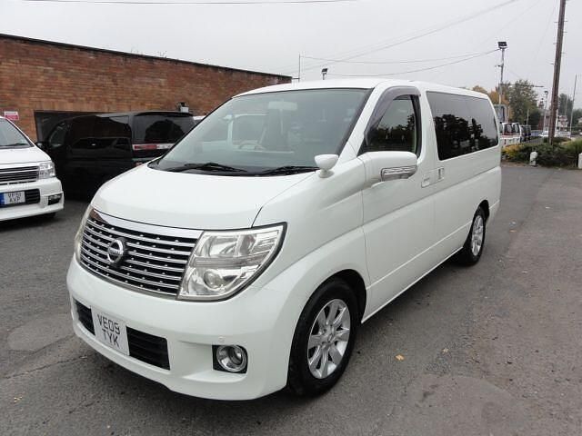 White Used 2023 Nissan Elgrand 360º MPV | £8,999 - Image 1/4