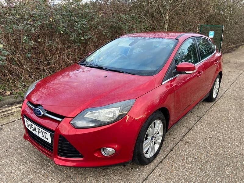 Red Used 2014 Ford Focus Titanium Hatchback | £3,495 (Good price) - Image 1/4