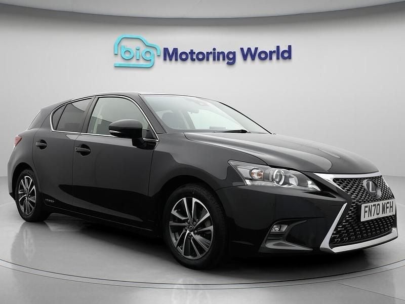 Black Used 2021 Lexus CT200h Hatchback | £15,200 (Good price) - Image 1/4