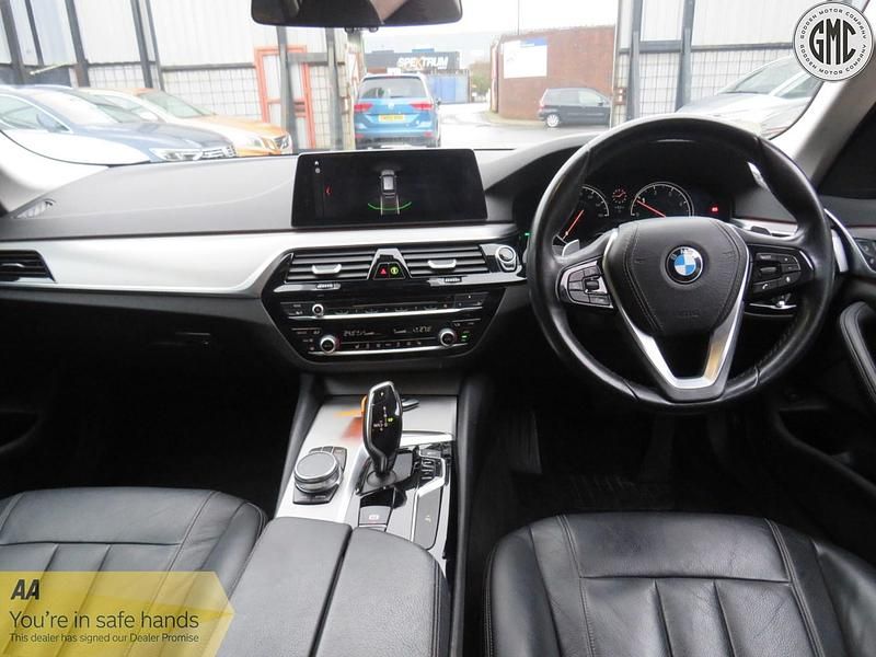 Used BMW 520 190 HP (139 kW) 2018 Black Estate