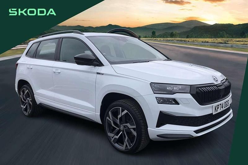 White Used 2024 Skoda Karoq SportLine SUV | £27,250 (Good price) - Image 1/4