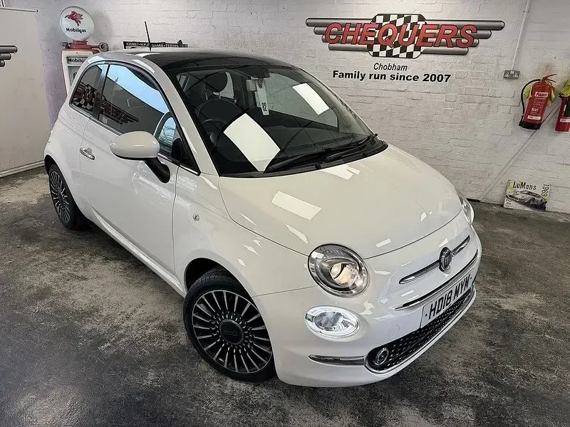 Gebraucht Fiat 500 Lounge 69 PS (50 kW) 2018 Weiß Kleinwagen