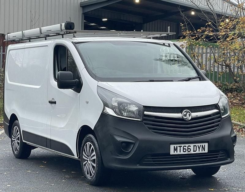Used Vauxhall Vivaro 2016 White MPV
