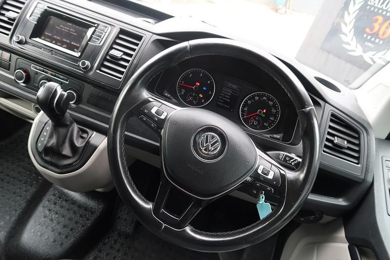 Second-hand VW Transporter Highline 150 CP (110 kW) 2018 Gri Van