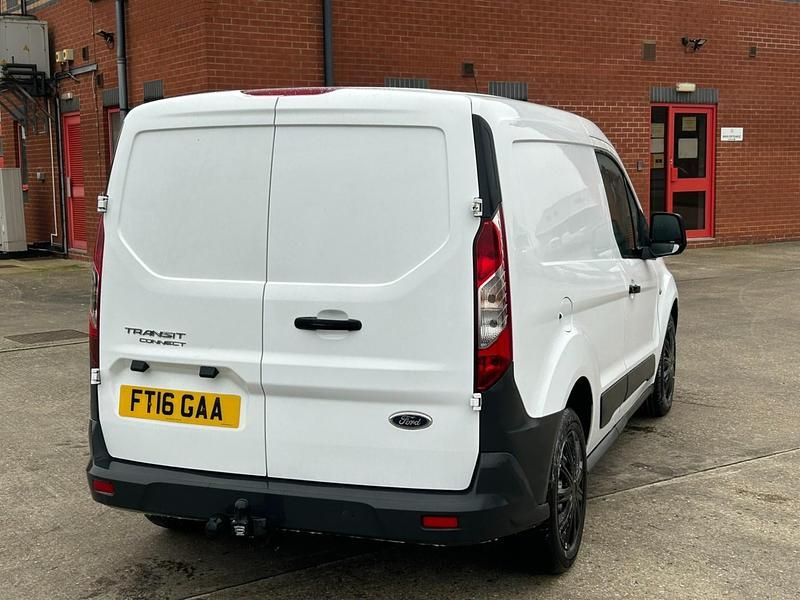 Used Ford Transit Connect 95 HP (69 kW) 2016 White MPV
