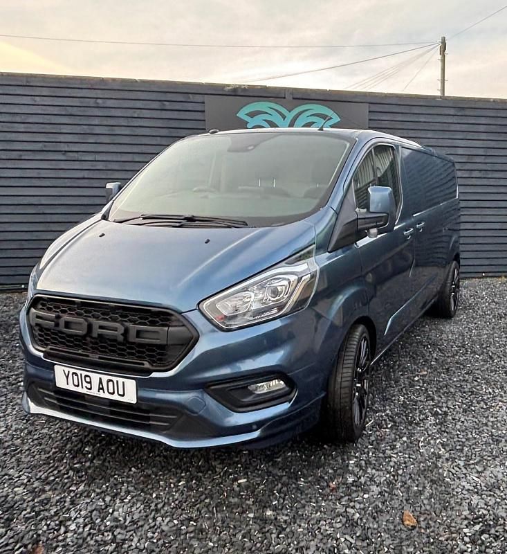 Used Ford Transit Custom Limited 130 HP (95 kW) 2019 Blue Van