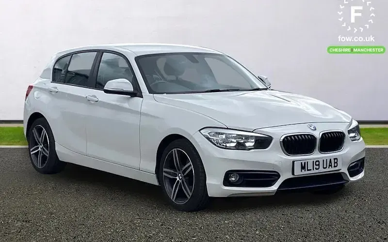 Używany BMW 118 Sport Line 136 KM (100 kW) 2019 Hatchback