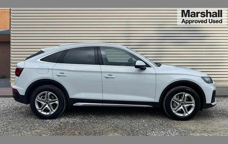 Used Audi Q5 Sportback Sport 295 HP (216 kW) 2021 White SUV