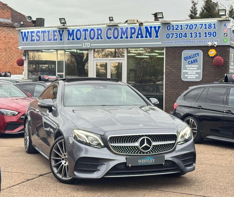 Begagnad Mercedes E220 AMG line 2018 Grå Sportkupé