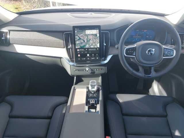 New Volvo XC90 Plus 247 HP (181 kW) 2026 SUV
