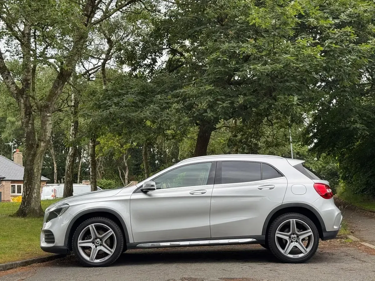 Used Mercedes GLA220 AMG line 170 HP (125 kW) 2019 Silver SUV