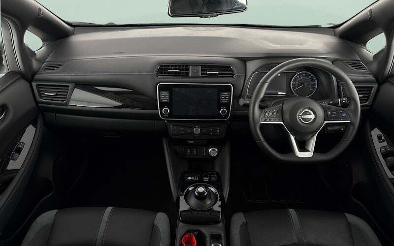 Black Used 2022 Nissan Leaf Tekna Hatchback | £12,598 (Fair price) - Image 1/3