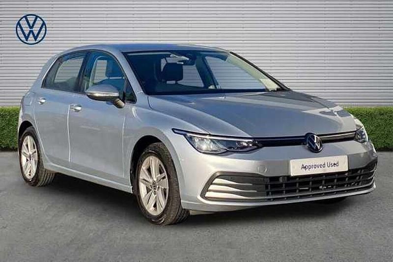 Used VW Golf VIII 130 HP (95 kW) 2021