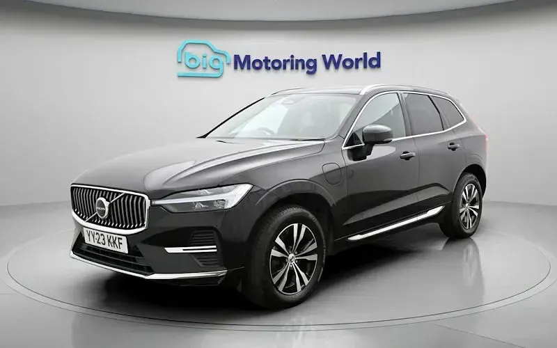 Used Volvo XC60 Core 349 HP (256 kW) 2022 Black SUV