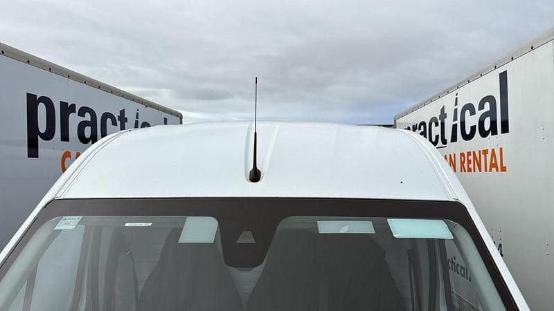 Image 2/4
