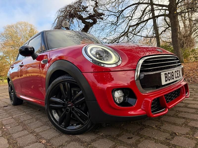 Red Used 2018 Mini Cooper Hatch Hatchback | £11,495 (Good price) - Image 1/4