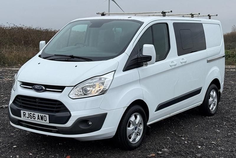 Used Ford Transit Custom Limited 170 HP (125 kW) 2016 White Van