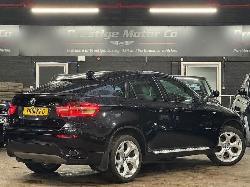 Used BMW X6 Comfort Edition 2011 Black sapphire metallic paint SUV