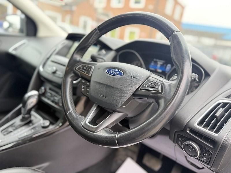 Used Ford Focus Titanium X 125 HP (91 kW) 2017 Black Hatchback