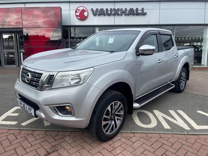 Silver Used 2016 Nissan Navara Acenta+ Pickup | £12,887 (Fair price) - Image 1/4