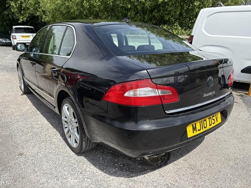 Used Skoda Superb Elegance 170 HP (125 kW) 2010 Black Hatchback