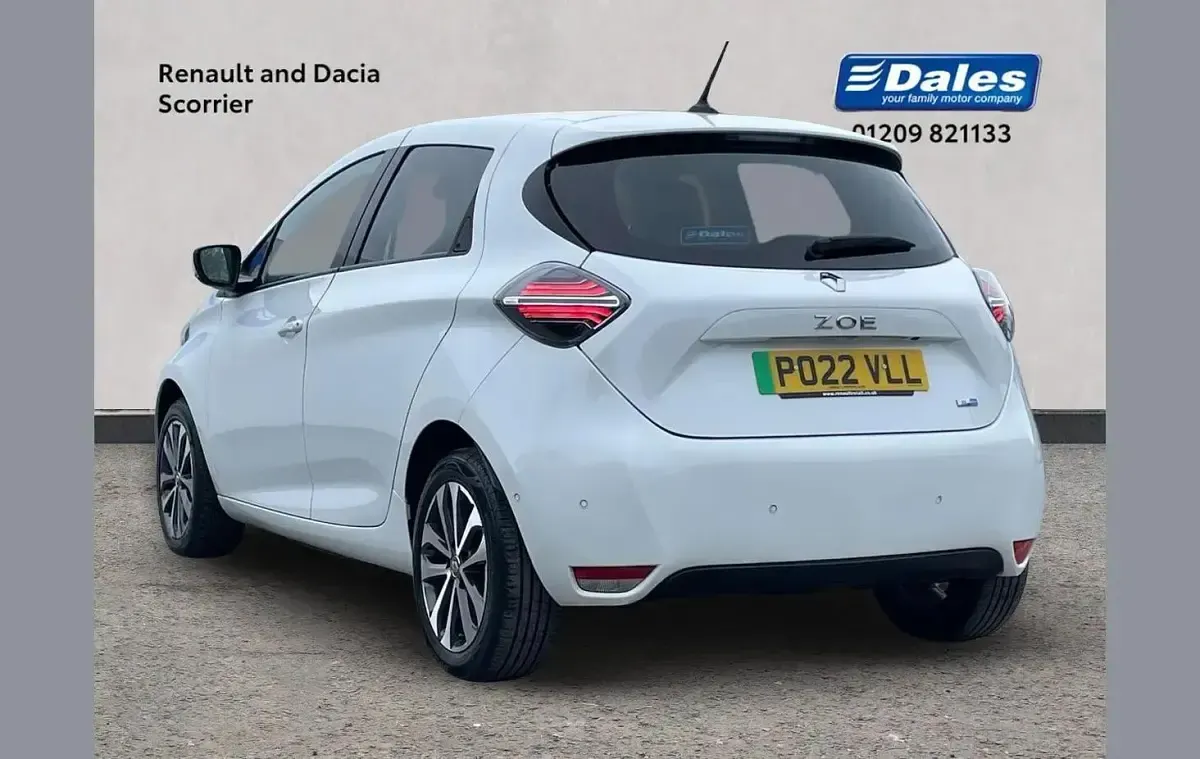 Used Renault Zoe GT-Line 100 kW (136 HP) 2022 White Hatchback
