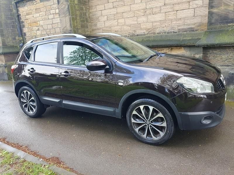 Used Nissan Qashqai N-TEC 2011 Black SUV