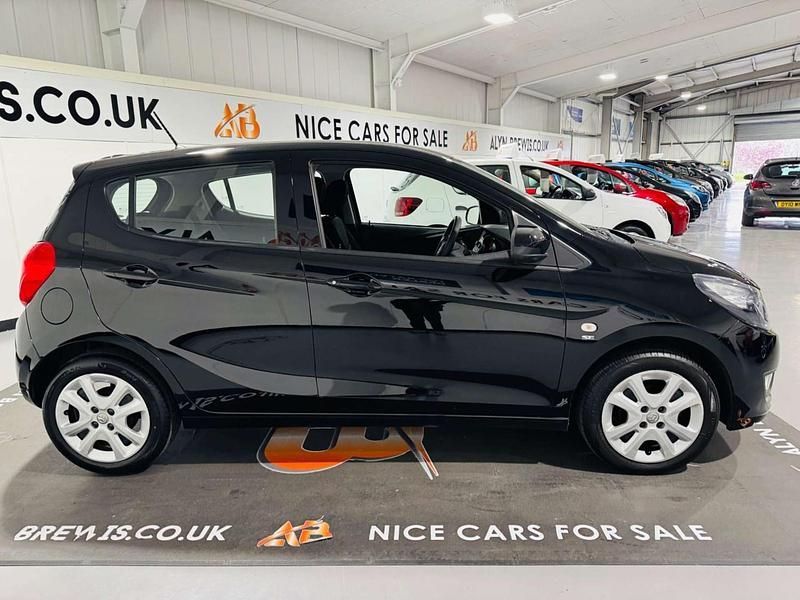 Second-hand Vauxhall Viva 75 CP (55 kW) 2018 Negru Hatchback
