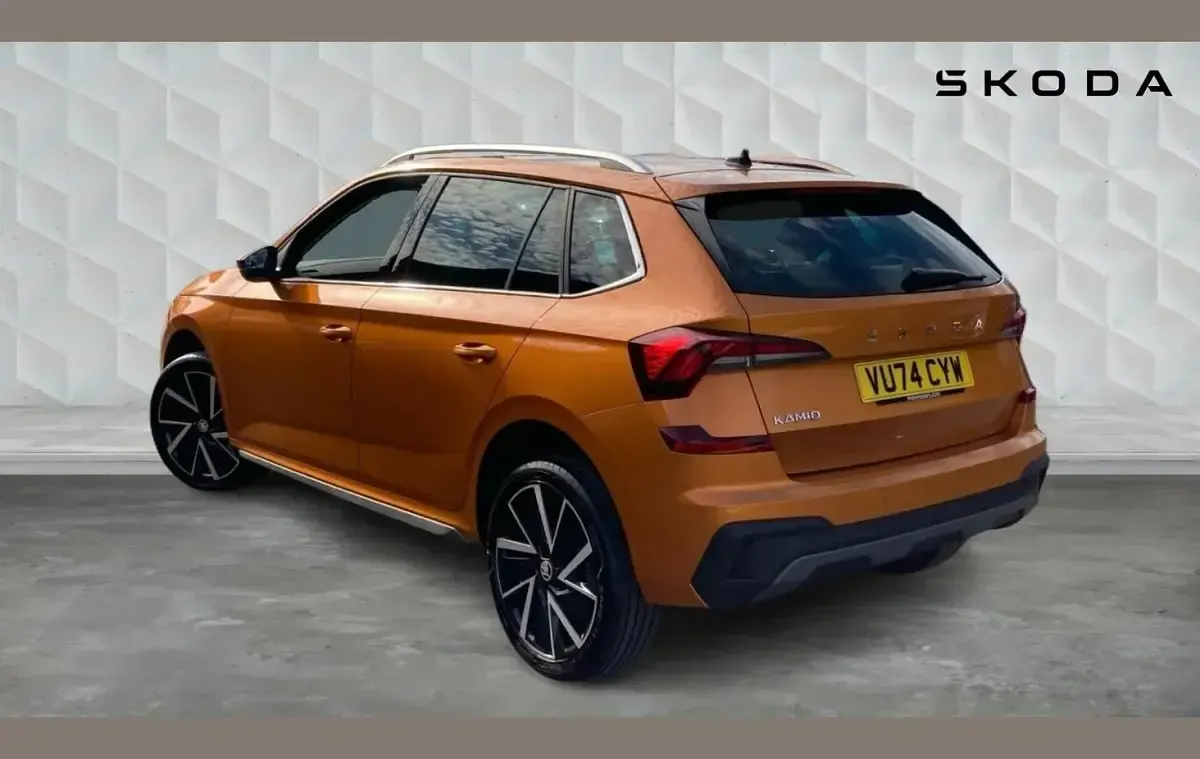 Used Skoda Kamiq SE L 115 HP (84 kW) 2024 Phoenix orange metallic SUV