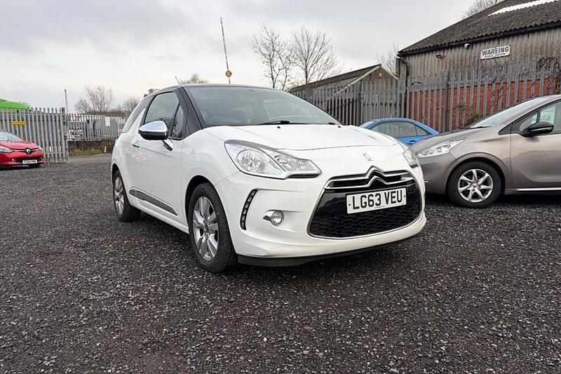 Used Citroën DS3 2013 White Hatchback