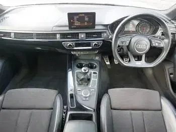 Used Audi A4 Black Edition 150 HP (110 kW) 2017 White Sedan