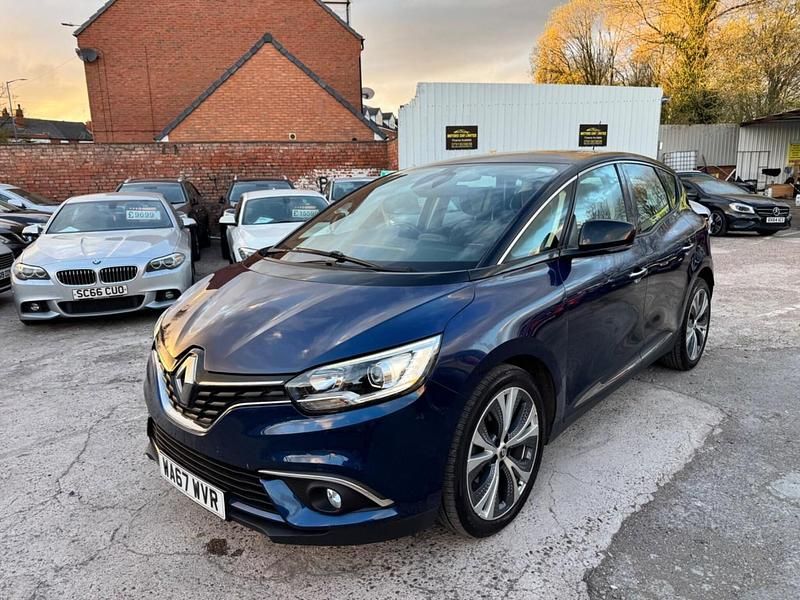 Usado Renault Scénic IV Dynamique 2017 Azul Monovolume