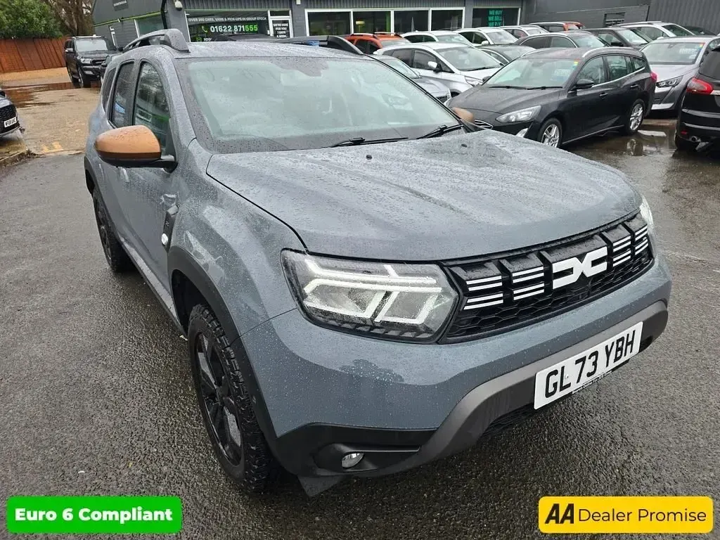 Usado Dacia Duster Extreme 2023 Cinzento Citadino
