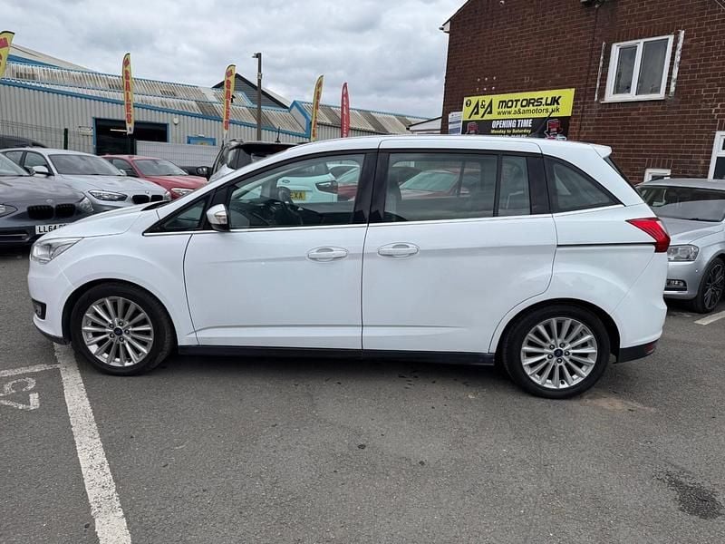 Used Ford Grand C-Max Titanium 2018 White MPV