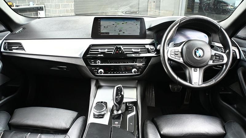 Used BMW 520 M Sport 187 HP (137 kW) 2019 Grey Estate