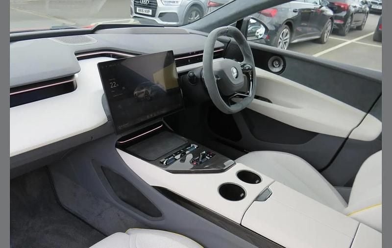 Used Lotus Emeya 675 kW (918 HP) 2025 Orange Hatchback