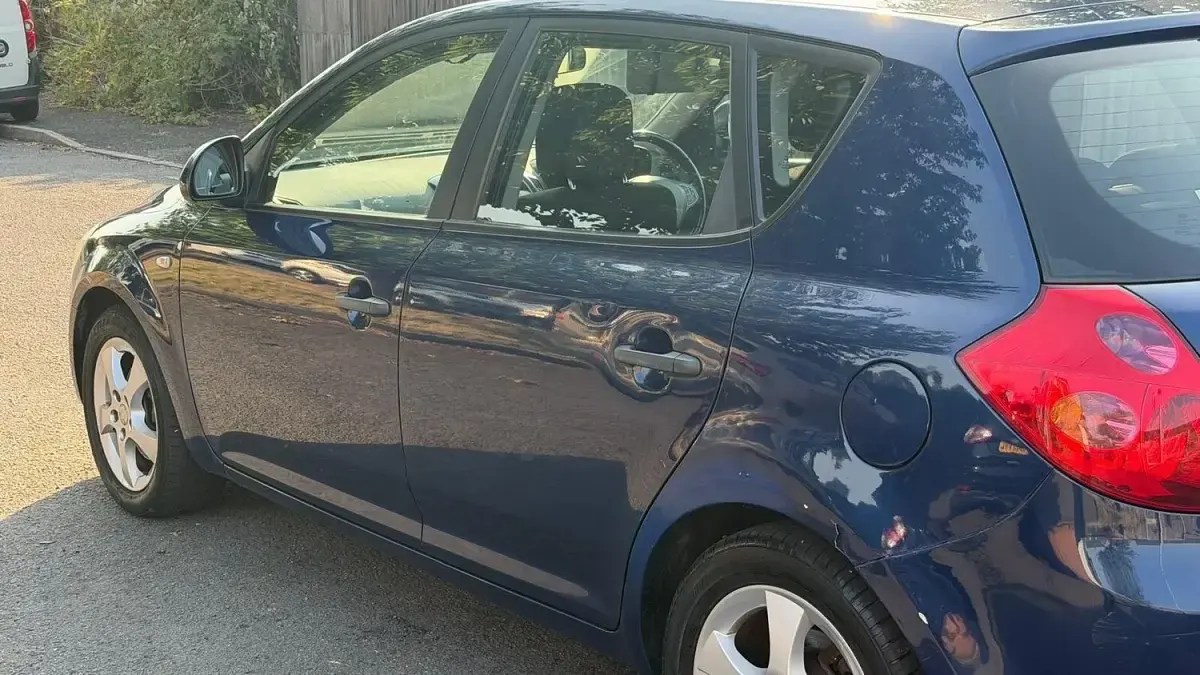 Used Kia Ceed 2009 Blue Hatchback