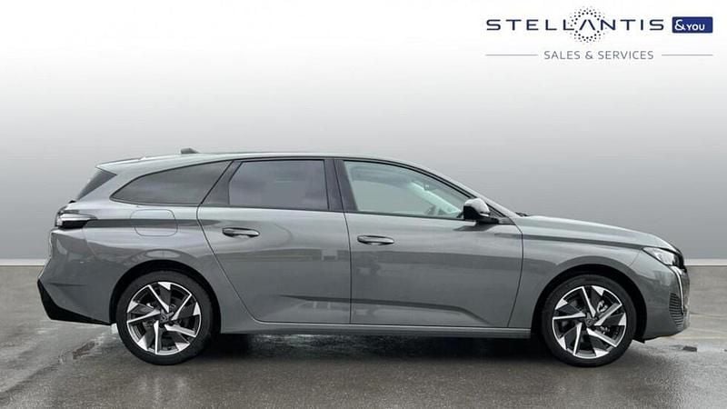 New Peugeot 308 SW Allure 129 HP (94 kW) 2025 Grey Estate