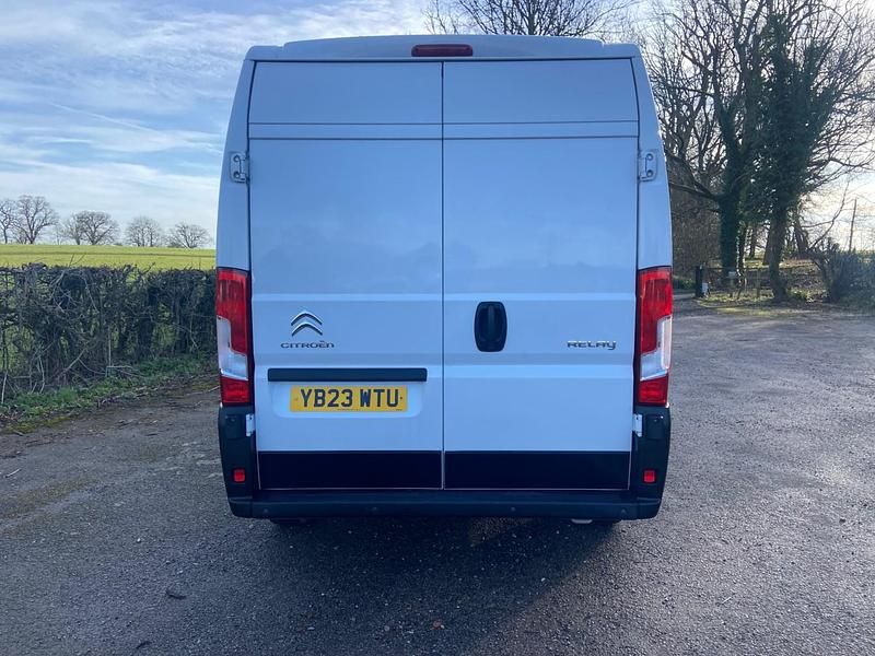 Used Citroën Relay 140 HP (102 kW) 2023 White Van