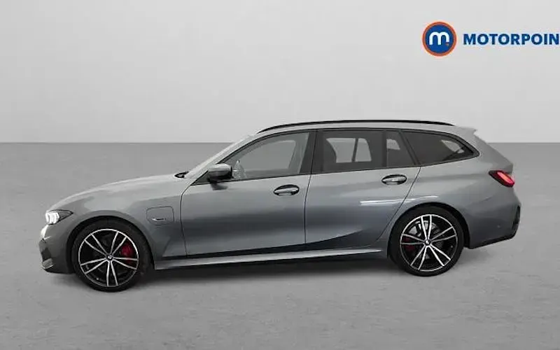 Used BMW 330e M Sport 292 HP (214 kW) 2024 Estate