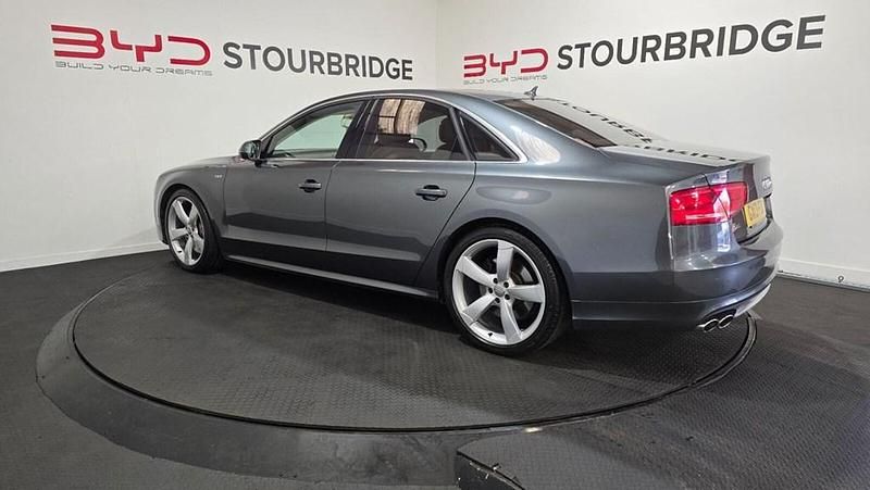 Usado Audi A8 Advanced 2013 Cinzento Sedan