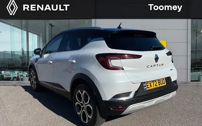 Second-hand Renault Captur SE 143 CP (105 kW) 2022 Alb SUV